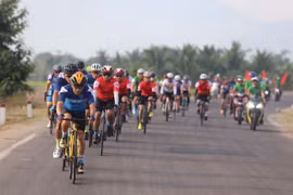 8 cua rơ Gia Lai tranh tài ở Giải Đua xe đạp TP. Tuy Hòa