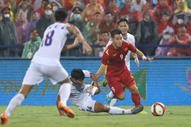 Hàng công kém duyên, U23 Việt Nam bị U23 Philippines cầm chân