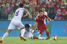 Hàng công kém duyên, U23 Việt Nam bị U23 Philippines cầm chân