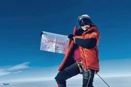 Người phụ nữ Việt Nam đầu tiên chinh phục đỉnh Everest