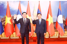 Tiếp tục vun đắp mối quan hệ đặc biệt và hợp tác toàn diện Việt-Lào