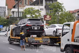 Tình tiết bất ngờ về dàn xe sang bị tạm giữ sau cuộc khám xét nhà cựu Chủ tịch TP Hạ Long