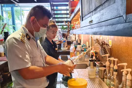 Pleiku kiểm tra an toàn thực phẩm các cơ sở kinh doanh dịch vụ ăn uống