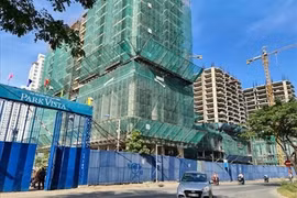 Nhà ở xã hội chậm tiến độ: Xem lại năng lực tài chính của chủ đầu tư