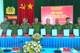 Cụm Thi đua số 4 Công an tỉnh Gia Lai ký kết giao ước thi đua "Vì an ninh tổ quốc"