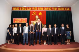 Chủ tịch tỉnh Kon Tum đề nghị Tập đoàn De Heus, Hùng Nhơn sớm triển khai dự án nông nghiệp công nghệ cao