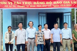 Báo Gia Lai trao nhà "Mái ấm biên cương" cho hộ nghèo ở huyện Ia Grai