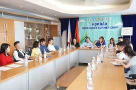 Sinh viên Việt Nam tại châu Âu hướng tới Vietheart Summer Camp 2022