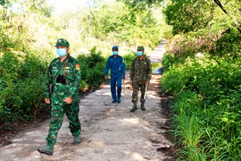 Đêm trên chốt tuần tra