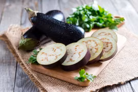 Sai lầm khi ăn cà tím có thể khiến cả nhà bị ngộ độc, nhiều người vẫn vô tư ăn mà không biết