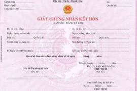 Phát hiện 1 xã cấp khống hàng loạt bản sao giấy khai sinh và kết hôn