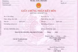 Phát hiện 1 xã cấp khống hàng loạt bản sao giấy khai sinh và kết hôn
