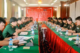 Binh đoàn 15 sơ kết công tác kết nghĩa với đơn vị quân đội Lào