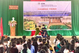 Tuyên truyền phòng tránh đuối nước cho học sinh huyện Ia Grai