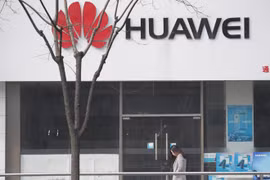 'Huawei và ZTE không đáng tin, đe dọa an ninh Mỹ'