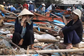'Bão thôi mà con...'