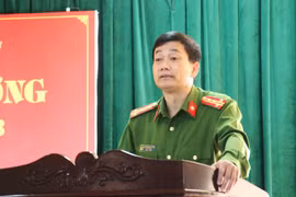 Bắt 14 đối tượng, triệt phá đường dây cá độ bóng đá gần 200 tỷ đồng