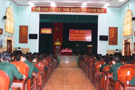 Đối thoại dân chủ với cán bộ, sĩ quan lực lượng vũ trang tỉnh Gia Lai