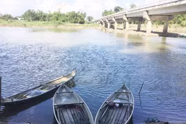 Đi tìm bến My Lăng