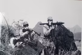 Thượng tướng thầy giáo-Kỳ 3: Giữ miền biên ải