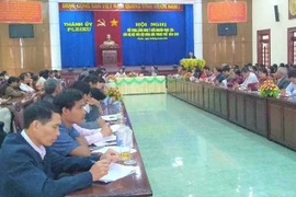 Thường trực Thành ủy Pleiku đối thoại với nông dân