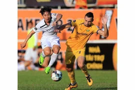 HAGL chuẩn bị V.League 2020: "Vá lỗ hổng" hàng thủ