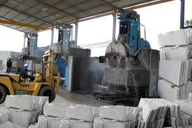 Bán Nhà máy Chế biến đá granite đầy đủ trang thiết bị, nhà xưởng