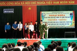Ia Grai tuyên truyền pháp luật cho hơn 600 học sinh