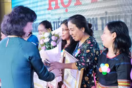 "Thi đua là yêu nước"