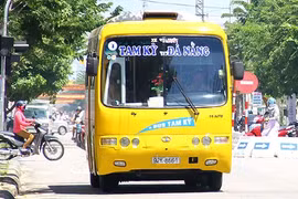 Quảng Nam cho xe liên tỉnh, xe buýt đi Đà Nẵng, karaoke, quán bar, massage… hoạt động lại