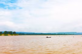 Bồng bềnh sóng nước Ayun Hạ