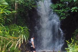 Thác Bung Hô: Dải lụa giữa ngàn xanh