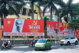 Phố núi rực rỡ cờ hoa chào mừng Đại hội Đảng bộ tỉnh Gia Lai nhiệm kỳ 2020-2025