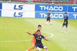 Hoàng Anh Gia Lai để Bình Định cầm hòa không bàn thắng