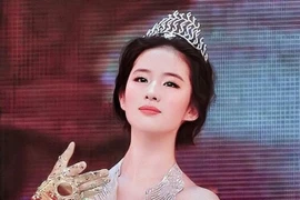 Lưu Diệc Phi vẫn là "đệ nhất nữ thần Kim Ưng" vạn người si mê