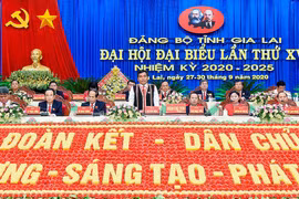 Một số hình ảnh về ngày làm việc chính thức đầu tiên Đại hội đại biểu Đảng bộ tỉnh Gia Lai lần thứ XVI