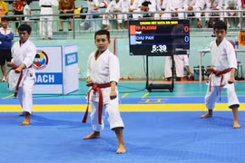 340 vận động viên tham gia Giải vô địch Karate tỉnh Gia Lai