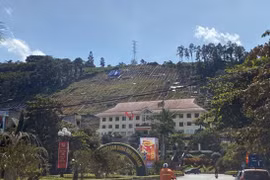 Hoá ra 11 chữ hơn 10 tỉ đồng là có thật