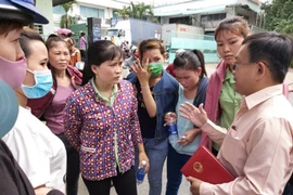 Doanh nghiệp, người lao động "đuối" sau Covid-19: Công nhân mất việc gia tăng