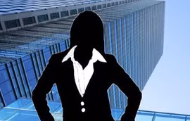 Ai "hậu thuẫn" cho nữ đại gia 26 tuổi Đào Ngọc Bảo Phương rót 7.600 tỷ vào Bến Thành Holdings?