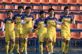 HLV Park Hang-seo chốt danh sách, Đình Trọng ở lại, Trọng Đại lại chia tay