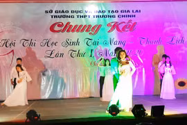 Trường THPT Trường Chinh hội thi học sinh tài năng-thanh lịch