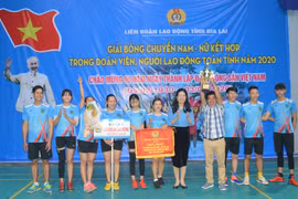 Bế mạc Giải Bóng chuyền nam- nữ kết hợp