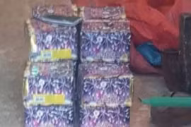 Tạm giữ 2 đối tượng tàng trữ pháo hoa trái phép