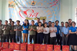 Tổ chức "Tết sum vầy mừng Xuân-ơn Đảng"