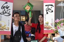 Hoạt động trải nghiệm "Nét Xuân- Hồn Việt"
