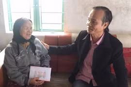 Chăm lo Tết cho gia đình chính sách và người nghèo