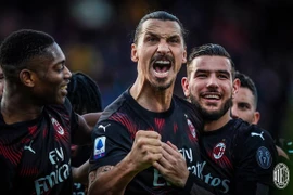 Giúp Milan chiến thắng, Ibrahimovic đi vào lịch sử bóng đá thế giới