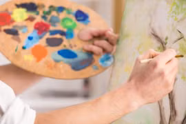 Tỉnh dậy sau hôn mê, người đàn ông bỗng thành thiên tài hội họa