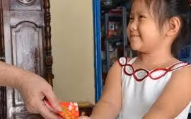 Hy sinh - chiếm đoạt